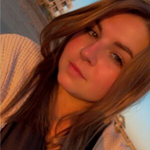 Meet your Posher, Kaitlyn